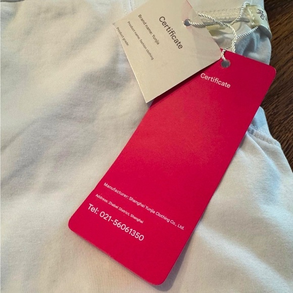 NWT MICKEY MOUSE Long White and Pink Graphic T-Shirt (M) - Picture 7 of 7